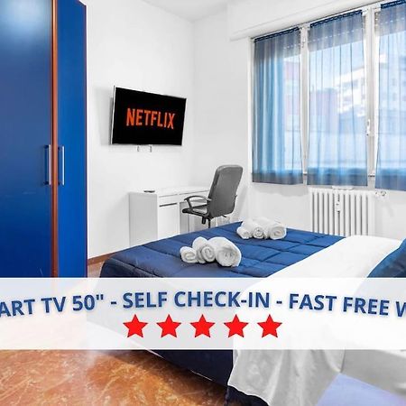 Zona Navigli - Smart House Con Tv 50 E Fast Wifi Apartamento Milão Exterior foto