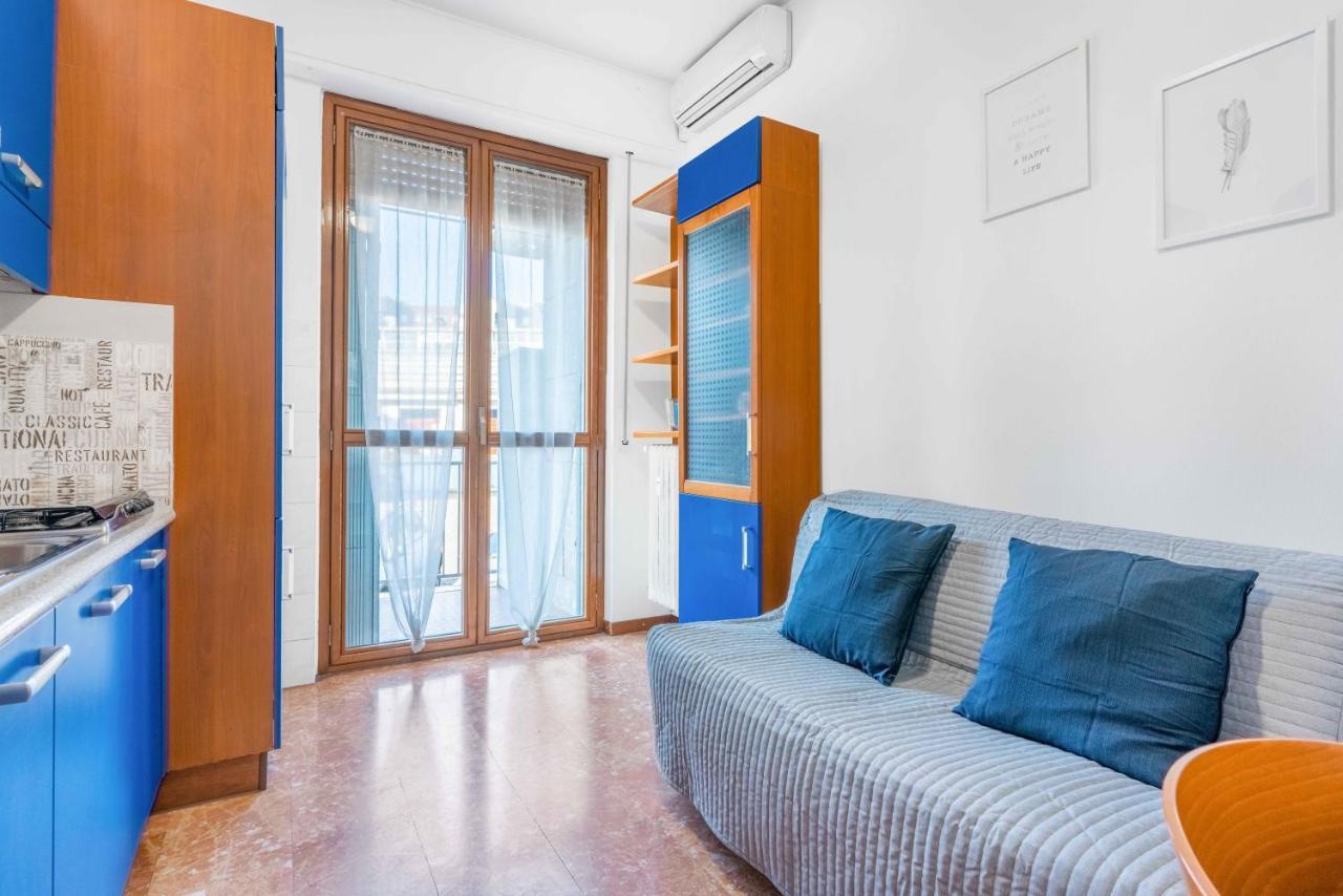 Zona Navigli - Smart House Con Tv 50 E Fast Wifi Apartamento Milão Exterior foto